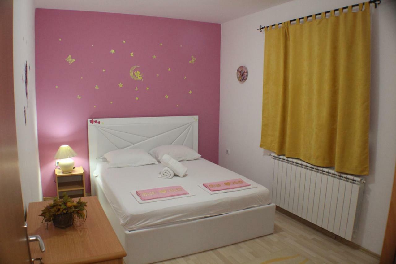Casa Hena Hotell Ulcinj Eksteriør bilde